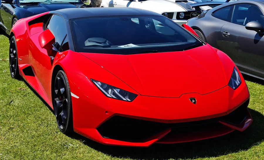 Red Lamborghini Huracán