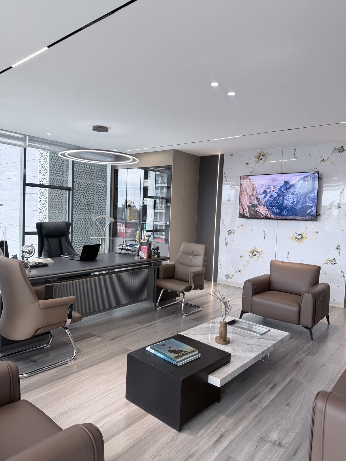 Executive lounge overlooking the city